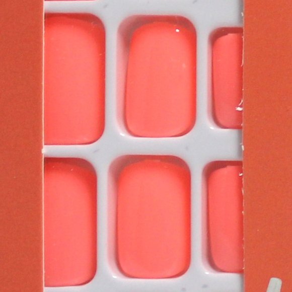 L.A. Colors Artificial Nail Tips - 3 Pack - Good Vibes, Flashy, Chill Out Colors - Picture 7 of 13